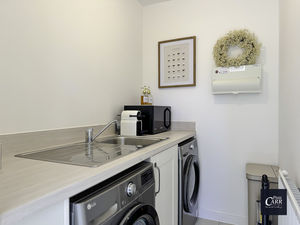 Photo 9- click for photo gallery